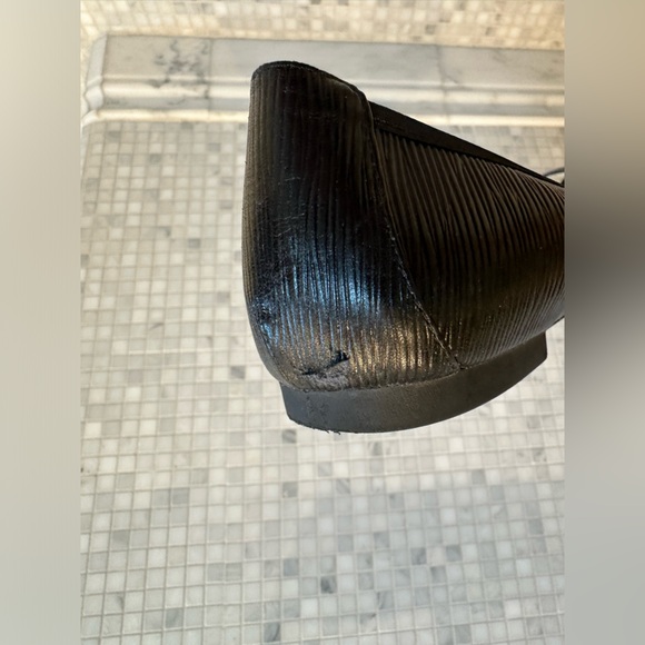 Vionic Black Leather Amorie Ballet Flat Retired with Arch Support - Picture 6 of 11